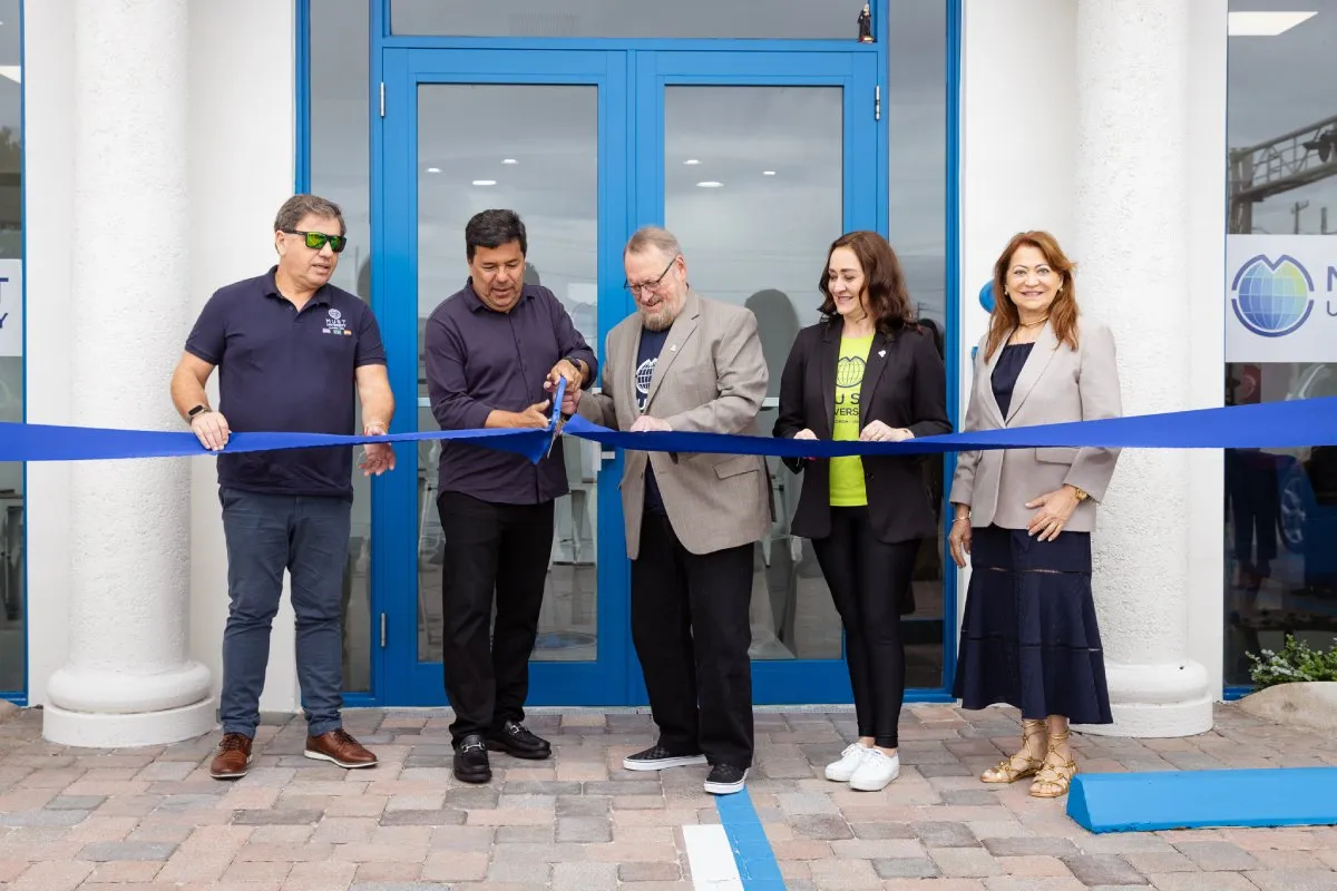 Inauguração do campus de Deerfield Beach