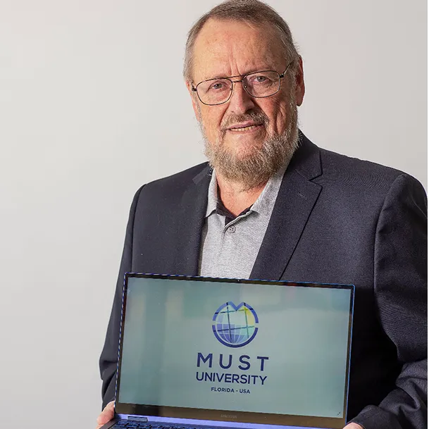 Presidente da MUST University